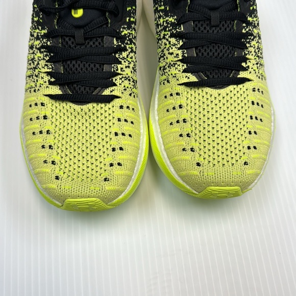 Under Armour Infinite Elite Women’s Size 8.5 New in Box!! - Picture 3 of 7